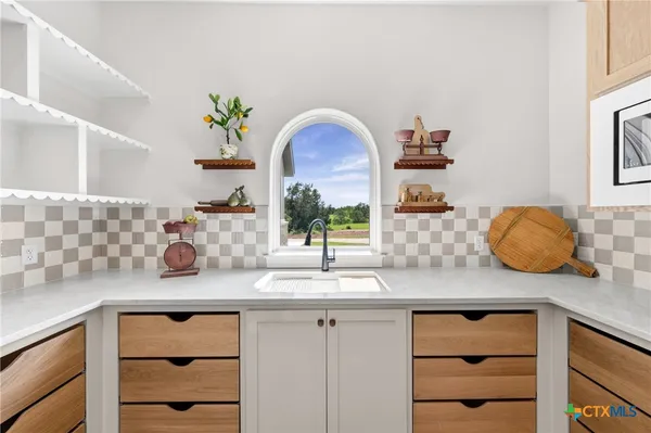 $1,495,000 | 12299 Crows Ranch Road, Salado, TX 76571