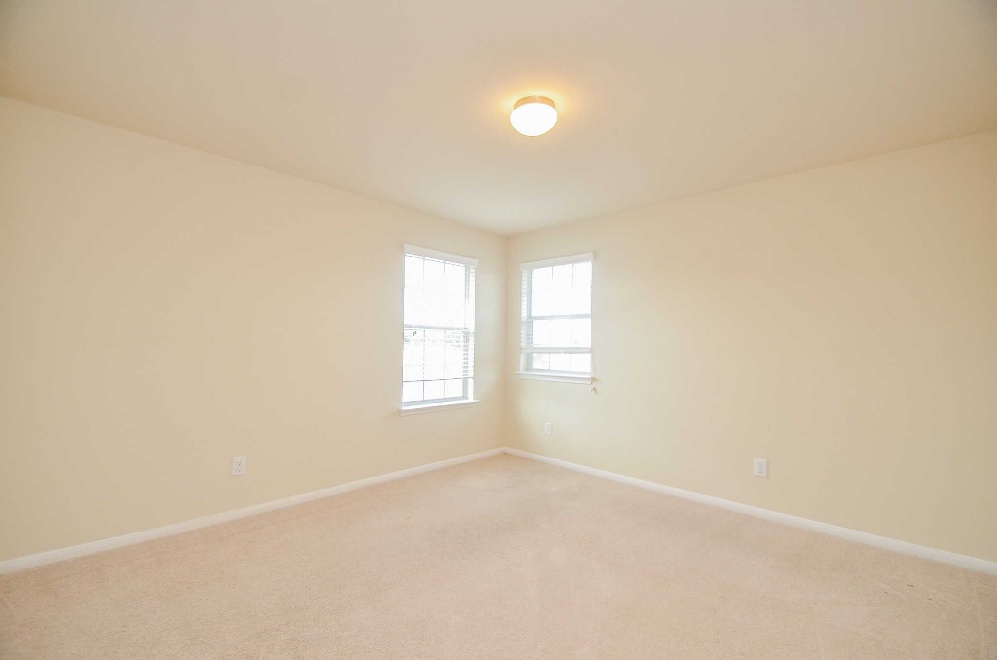 2903 Gaelic Green Street Houston, TX 77045 - Photo 26 of 32