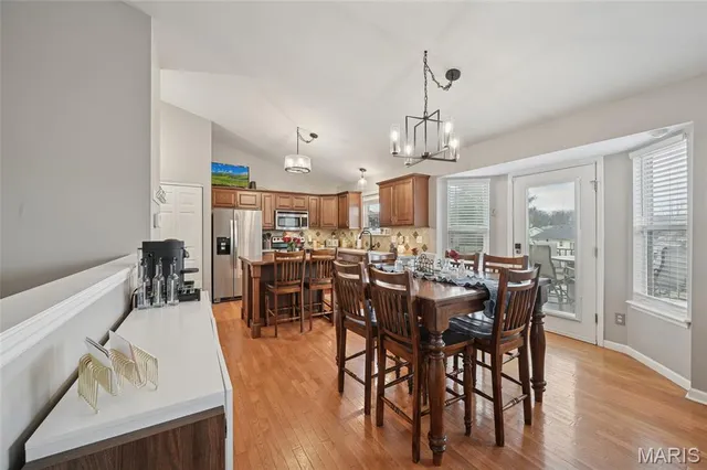 $299,900 | 2307 West Ridge Drive, Festus, MO 63028