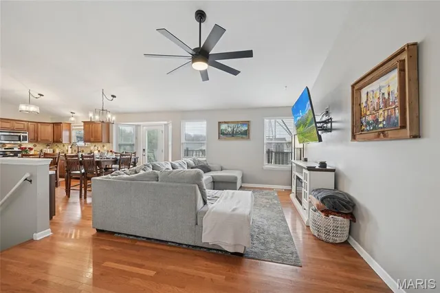 $299,900 | 2307 West Ridge Drive, Festus, MO 63028