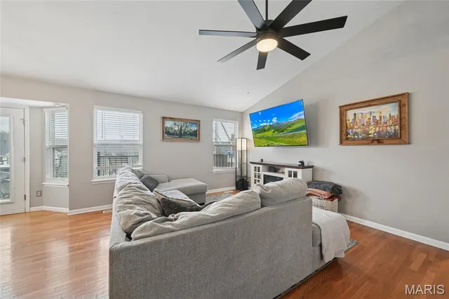 $299,900 | 2307 West Ridge Drive, Festus, MO 63028