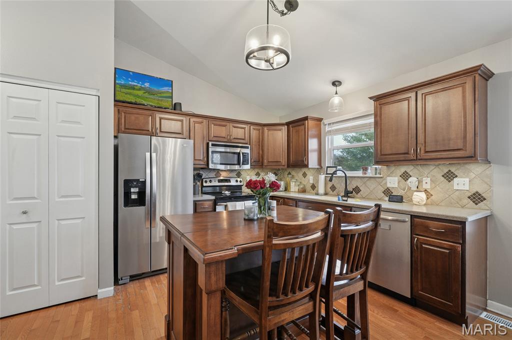 2307 West Ridge Drive Festus, MO 63028 - Photo 8 of 30