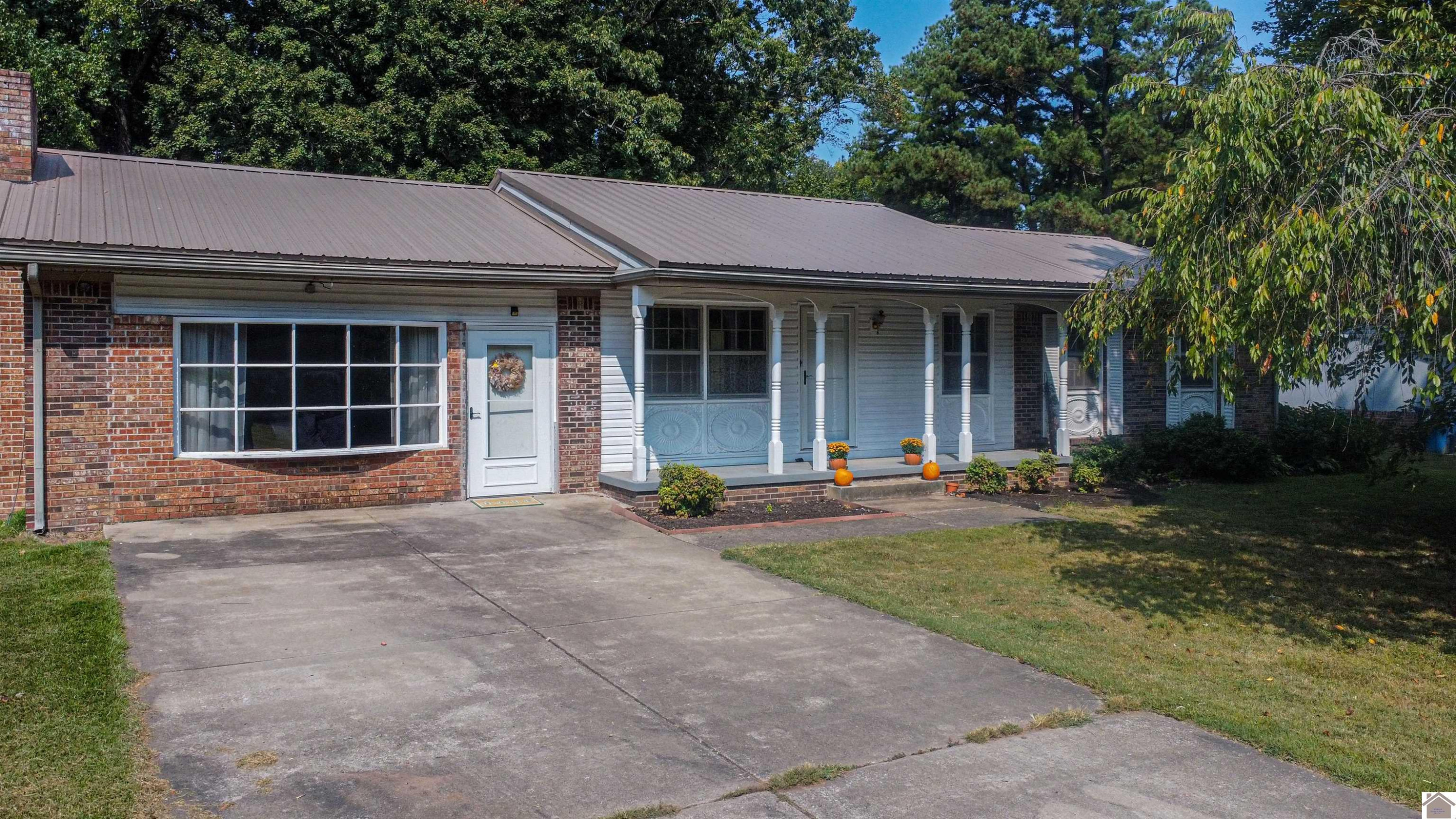 209 Crystal Lake Road Wickliffe, KY 42087 - Photo 1 of 32 Photo 1