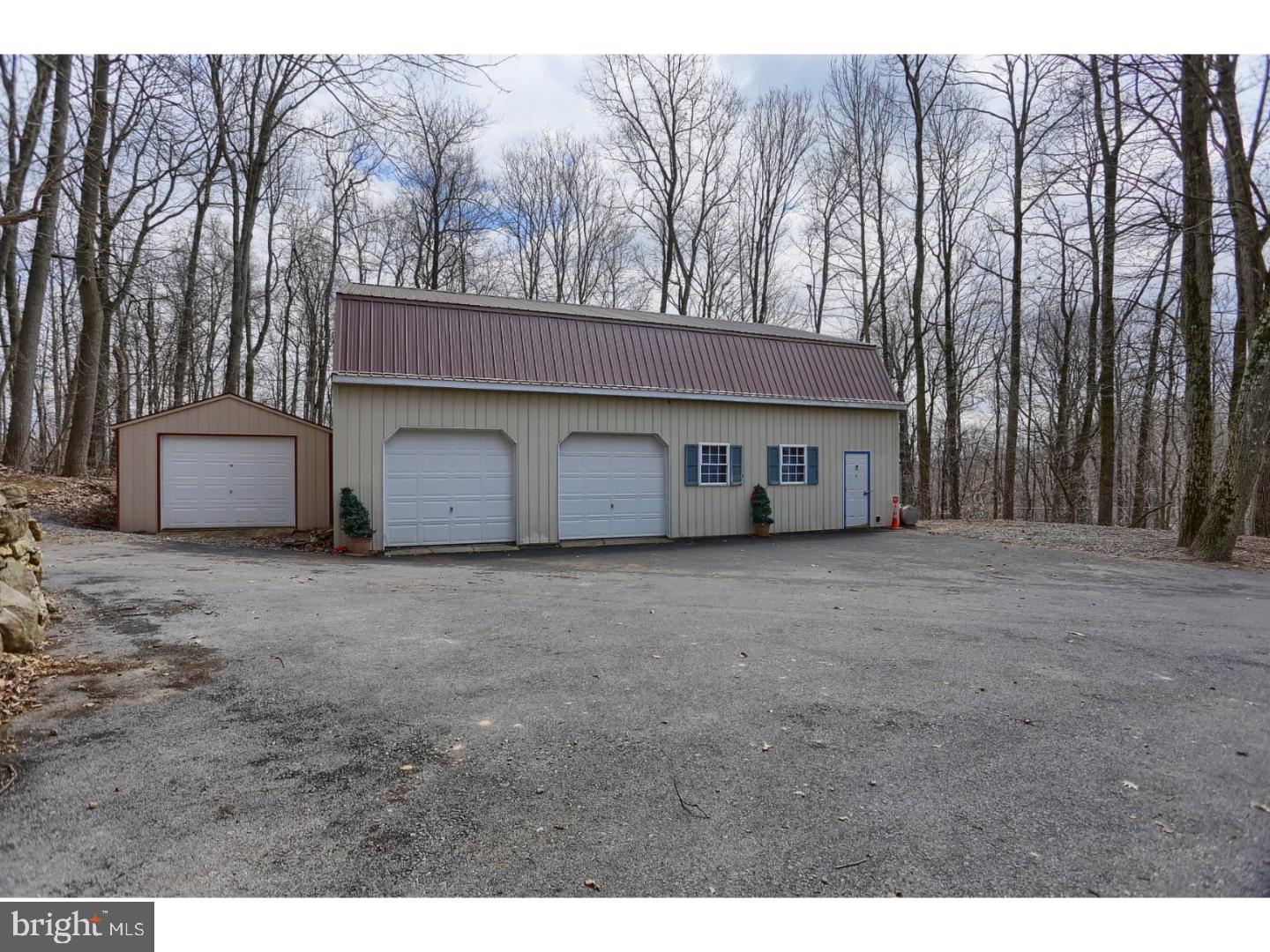 143 5 Point Road Robesonia, PA 19551 - Photo 3 of 13 Gallery Image 3