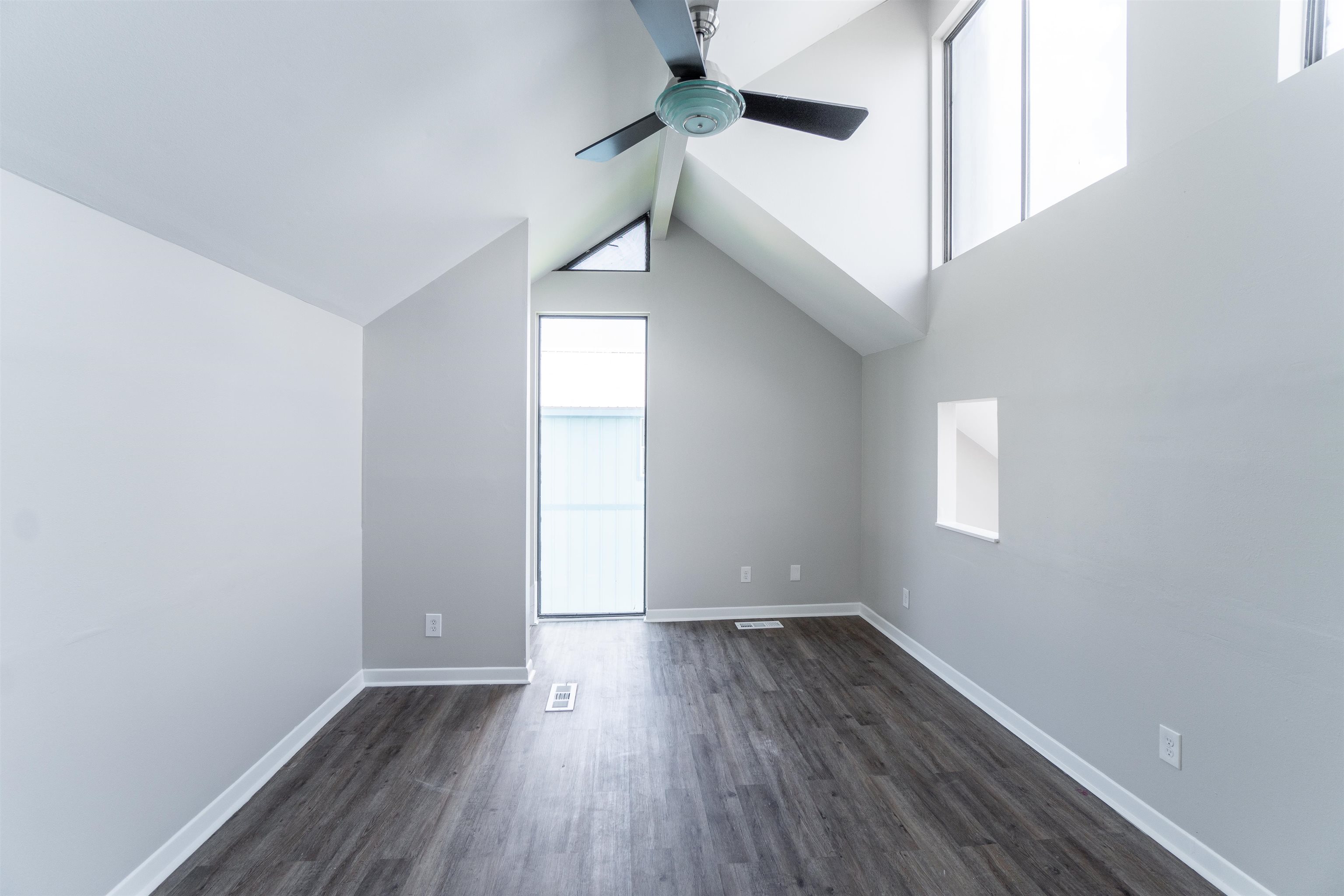 152 Windmill Ridge Road, Unit B Gulf Shores, AL 36542 - Photo 26 of 40 BonusRoom