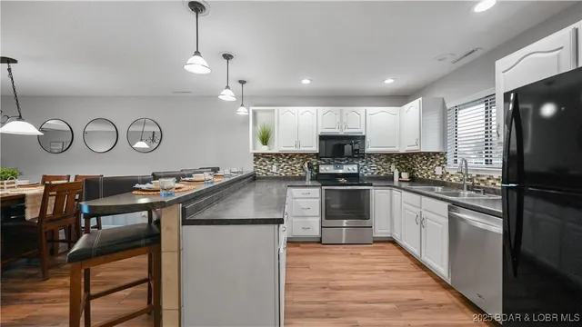 $410,000 | 611 Lazy Days Road, Unit S5, Osage Beach, MO 65065