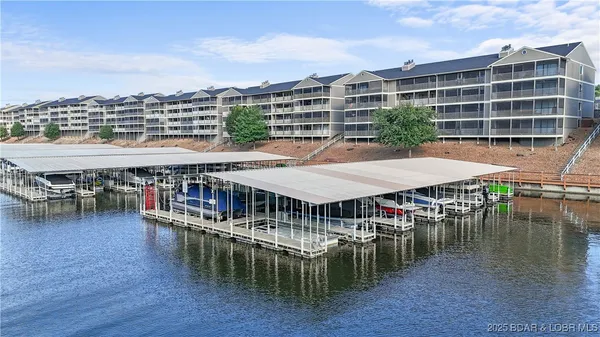 $400,000 | 611 Lazy Days Road, Unit S5, Osage Beach, MO 65065