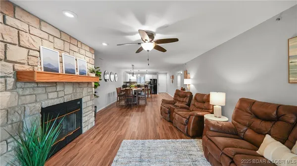 $400,000 | 611 Lazy Days Road, Unit S5, Osage Beach, MO 65065