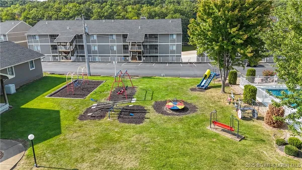 $400,000 | 611 Lazy Days Road, Unit S5, Osage Beach, MO 65065
