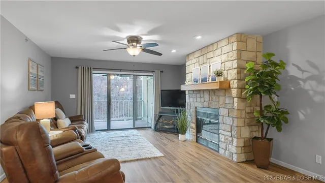 $410,000 | 611 Lazy Days Road, Unit S5, Osage Beach, MO 65065