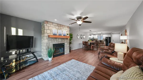 $400,000 | 611 Lazy Days Road, Unit S5, Osage Beach, MO 65065