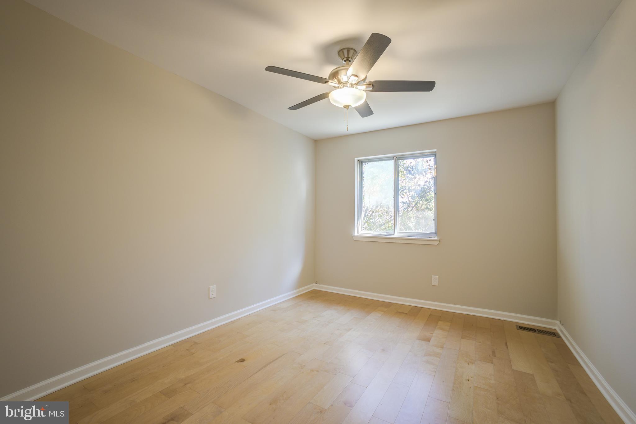19431 Transhire Road Montgomery Village, MD 20886 - Photo 12 of 18 Bedroom 2