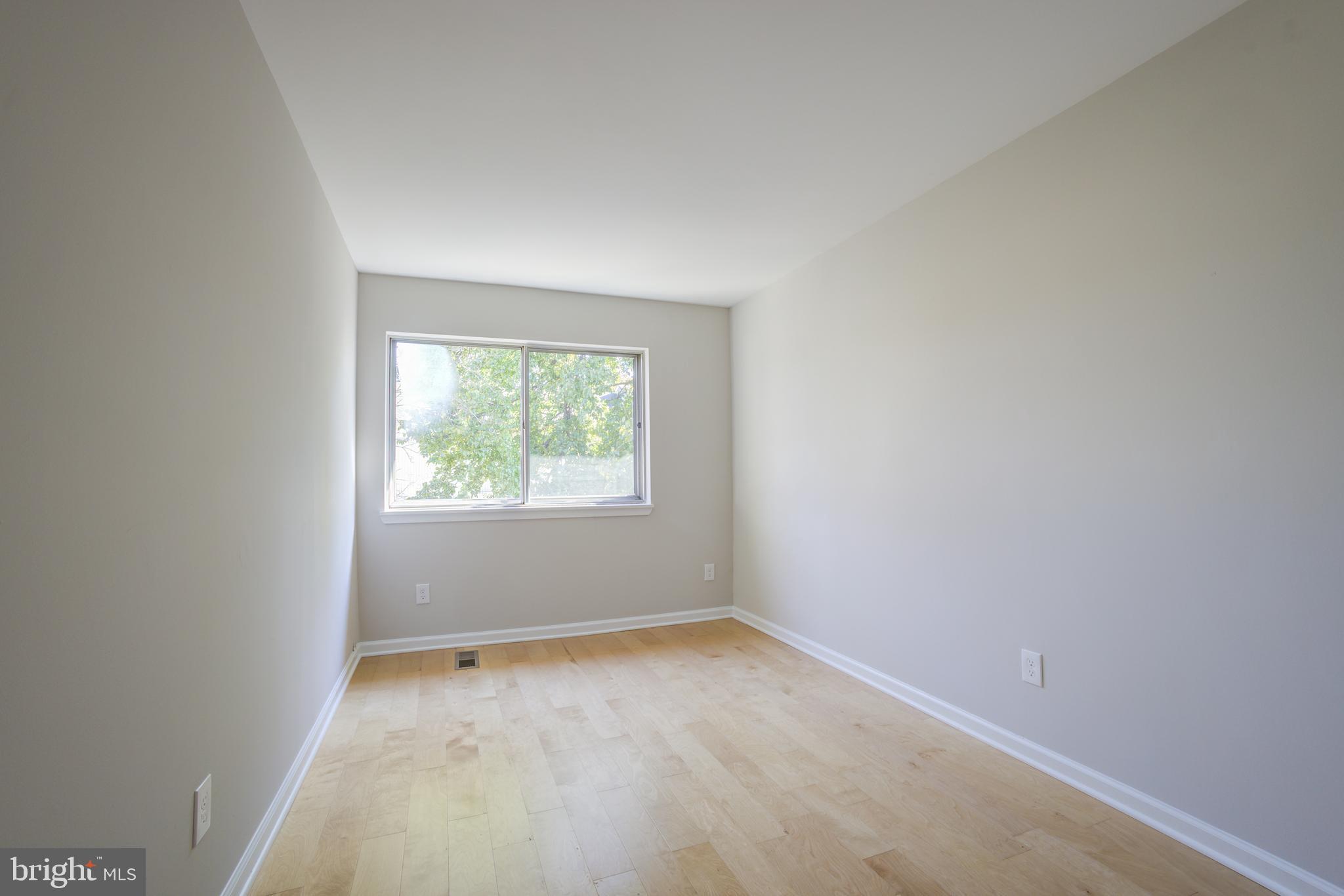 19431 Transhire Road Montgomery Village, MD 20886 - Photo 14 of 18 Bedroom 3