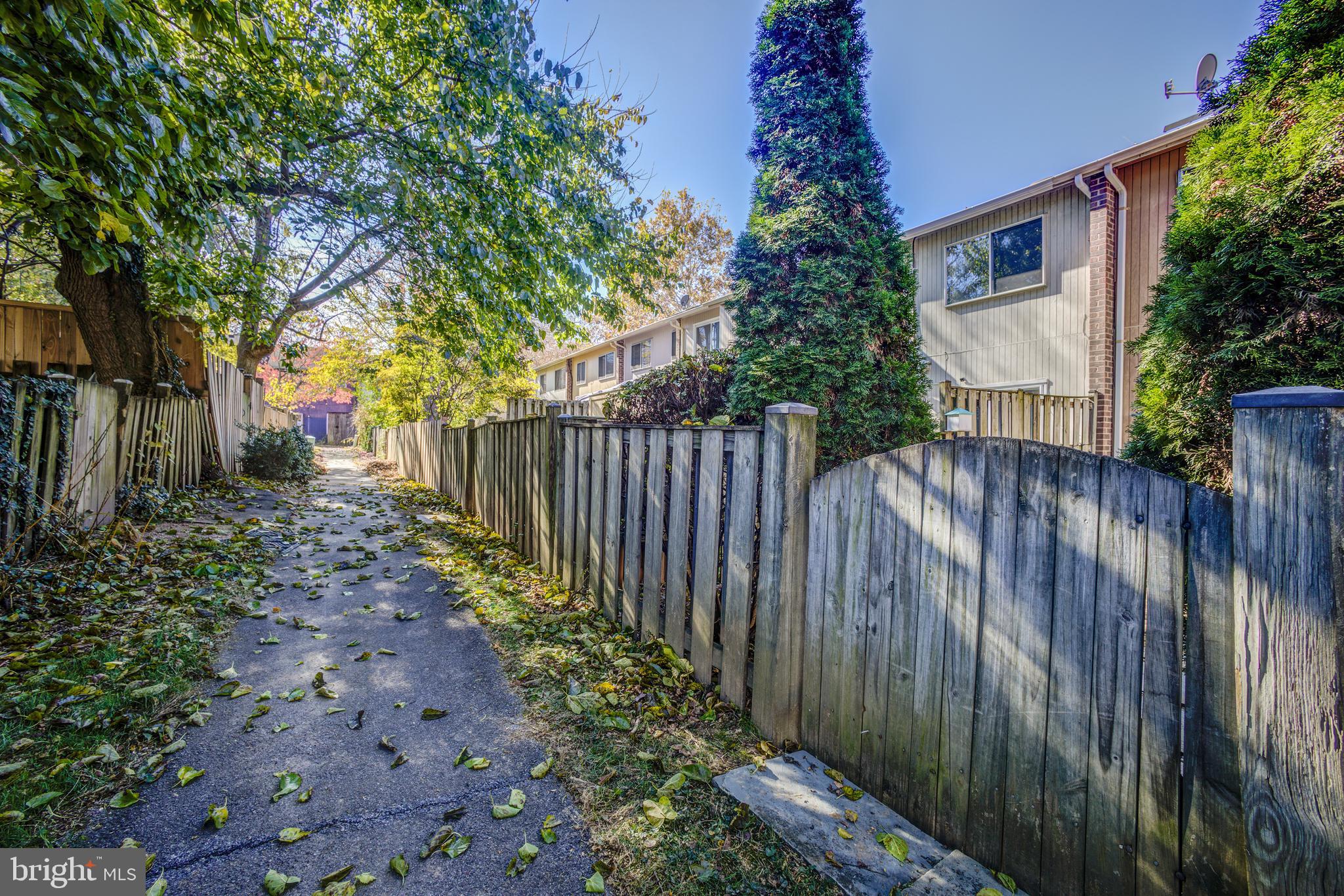 19431 Transhire Road Montgomery Village, MD 20886 - Photo 18 of 18 Backyard/Alley
