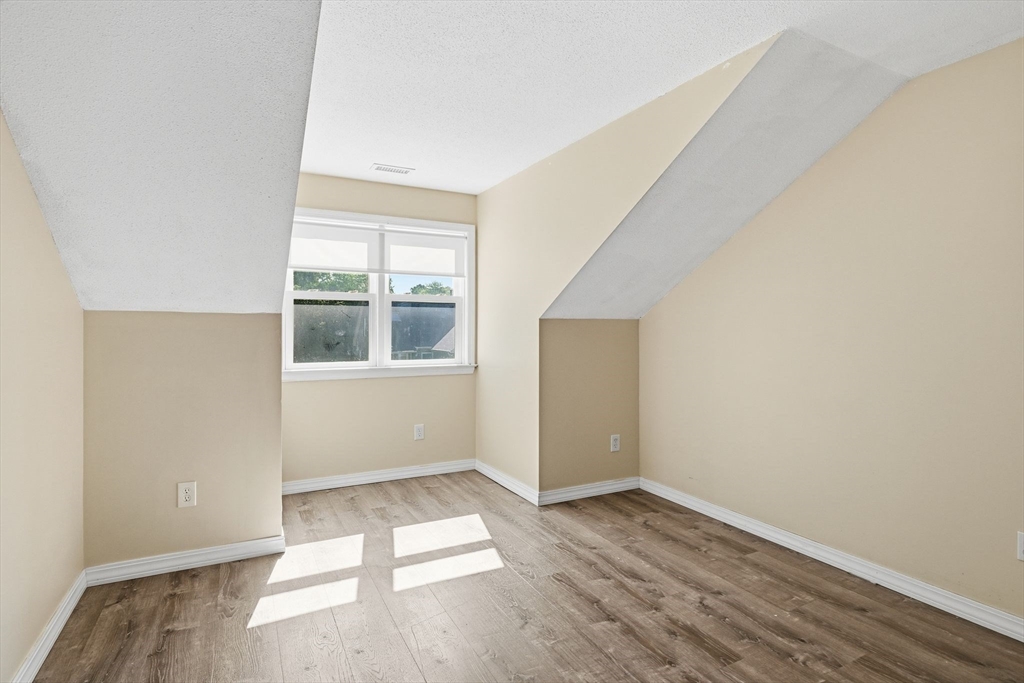 53 Luden Street Springfield, MA 01118 - Photo 20 of 39
