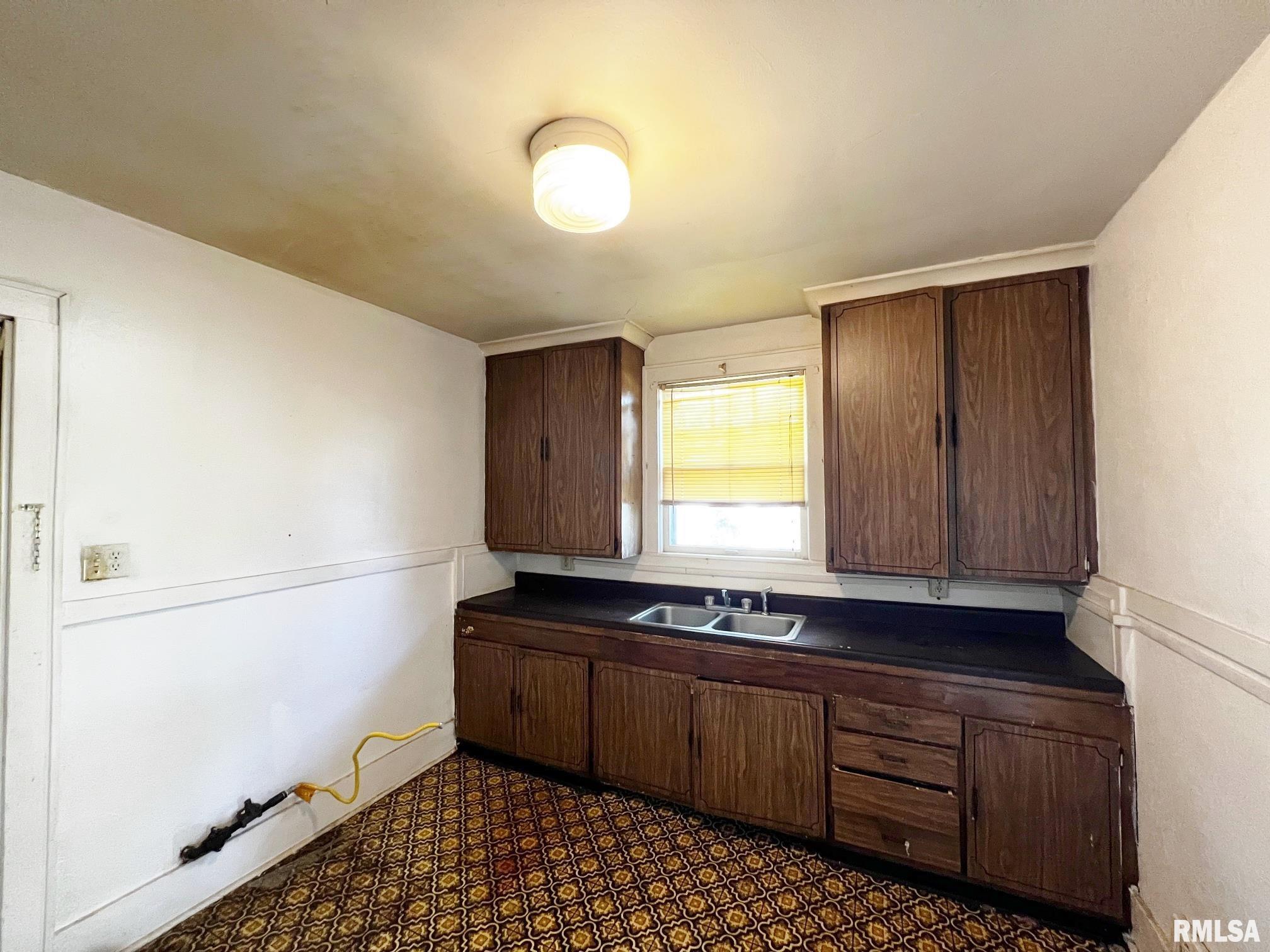 2617 North Prospect Road Peoria, IL 61603 - Photo 19 of 25 Gallery Image 19