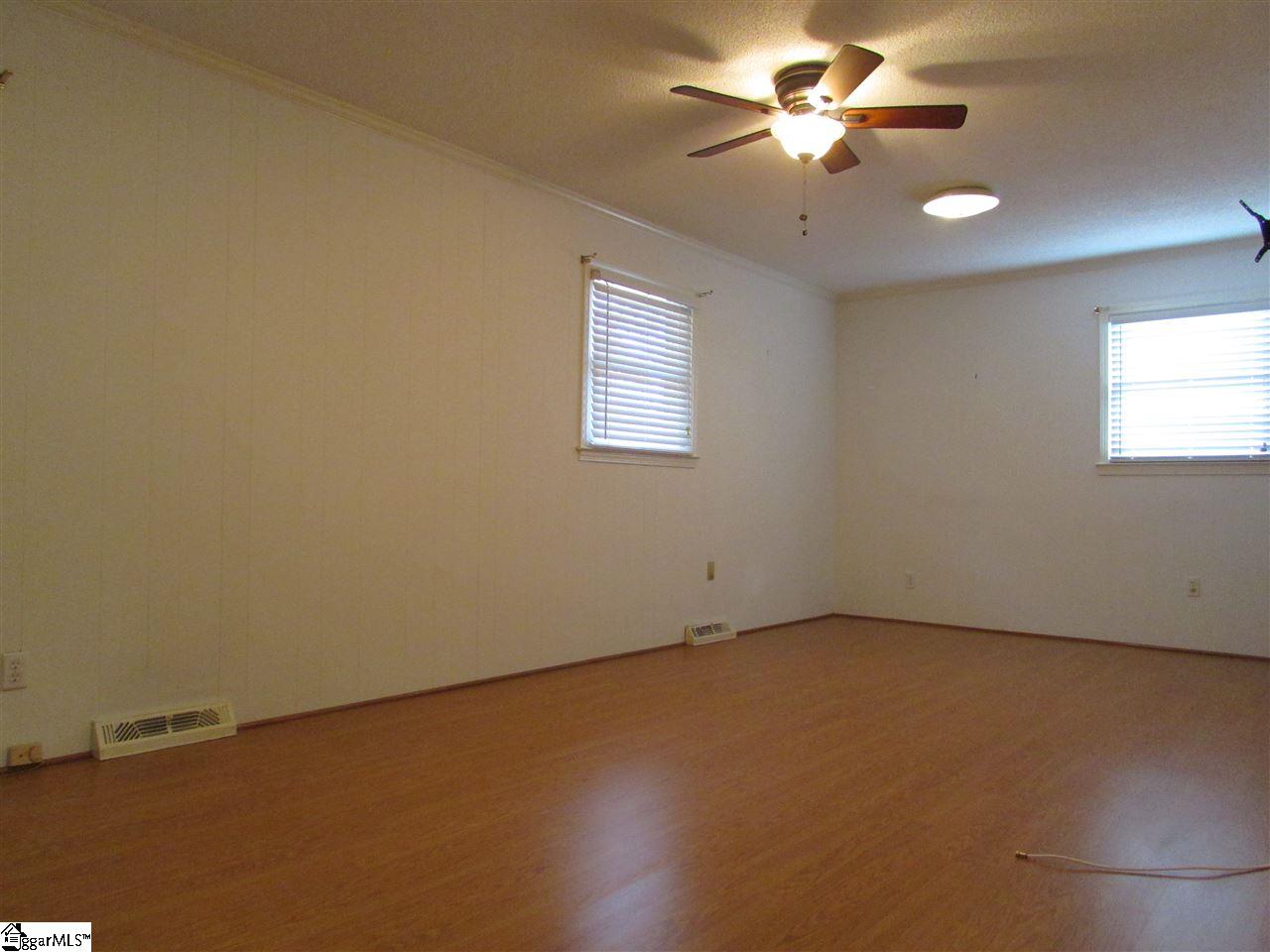 400 Burns Road Easley, SC 29640 - Photo 7 of 20 Gallery Image 7