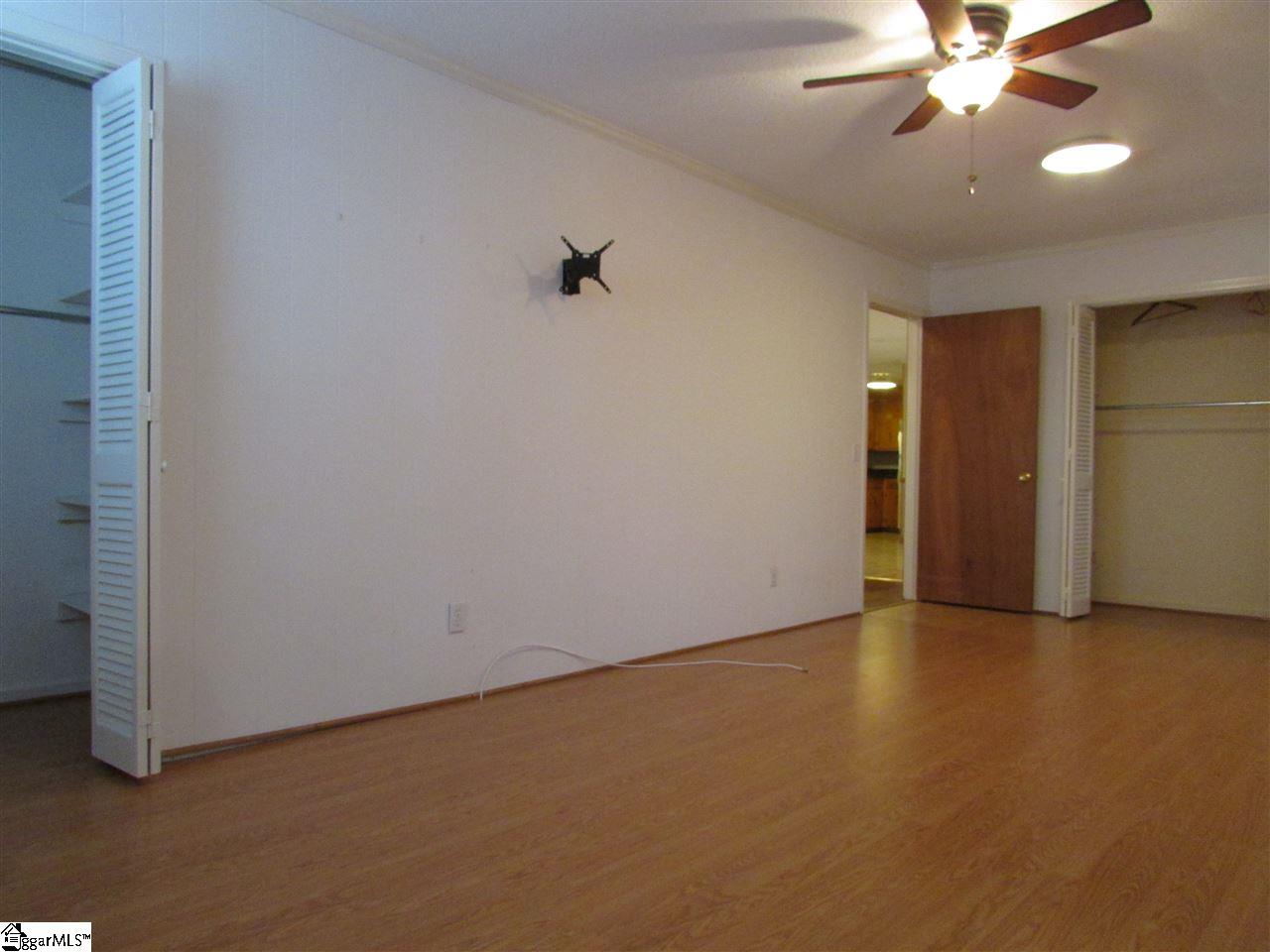 400 Burns Road Easley, SC 29640 - Photo 8 of 20 Gallery Image 8