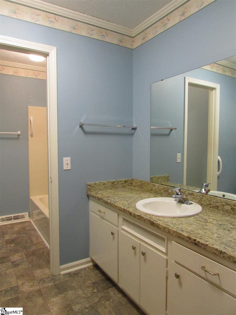 400 Burns Road Easley, SC 29640 - Photo 9 of 20 Gallery Image 9