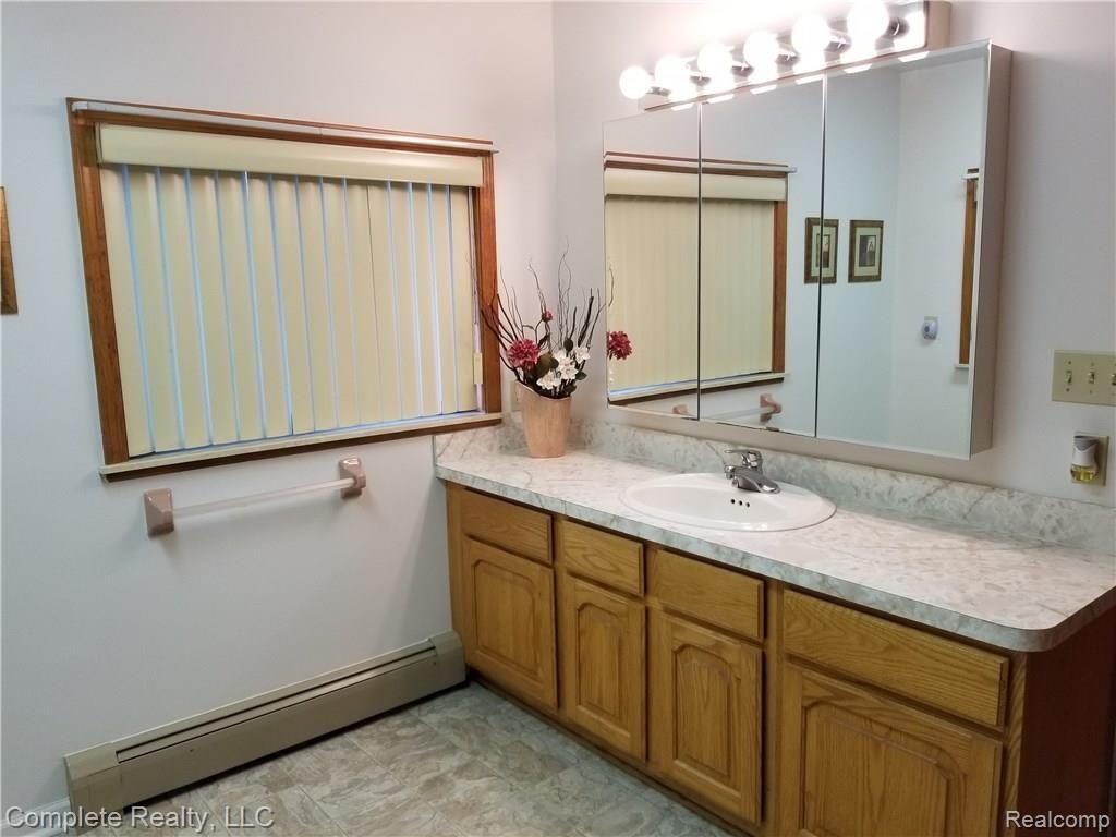 2373 East Mt Morris Road Mount Morris, MI 48458 - Photo 31 of 64 20180717_203820.jpg