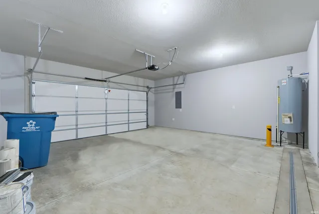 $1,795 | 3595 Canal Square Drive, New Haven, IN 46774