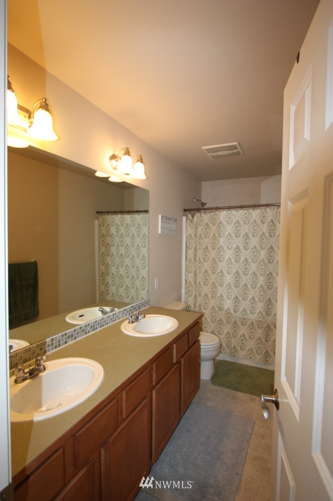 3170 Brown Loop DuPont, WA 98327 - Photo 14 of 16