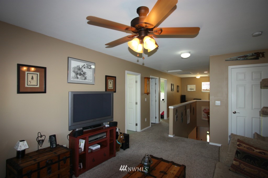 3170 Brown Loop DuPont, WA 98327 - Photo 16 of 16