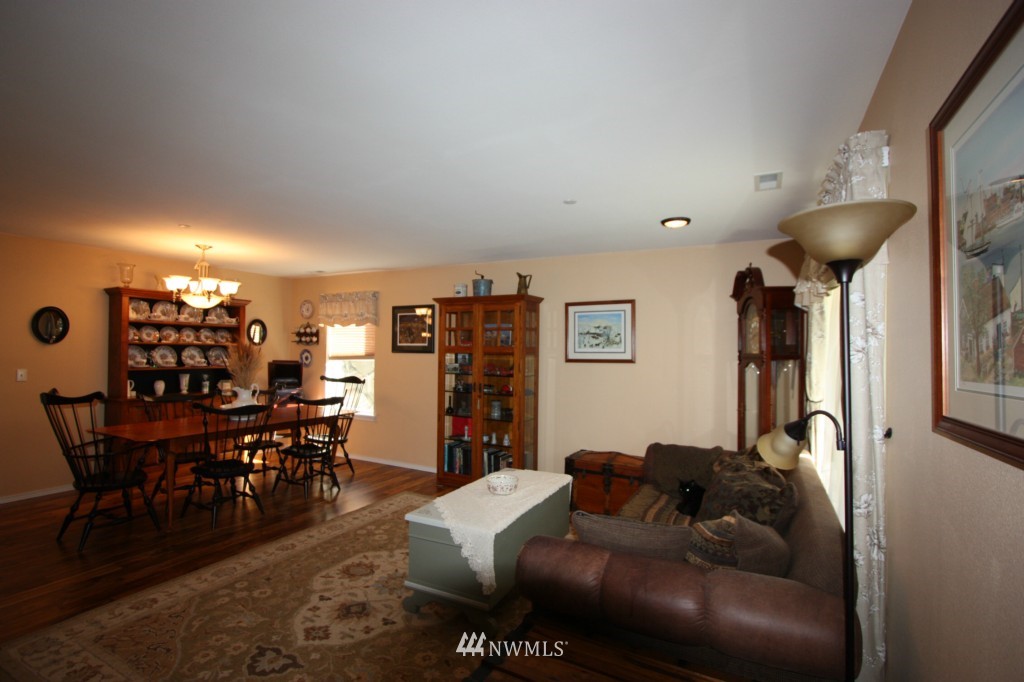 3170 Brown Loop DuPont, WA 98327 - Photo 7 of 16