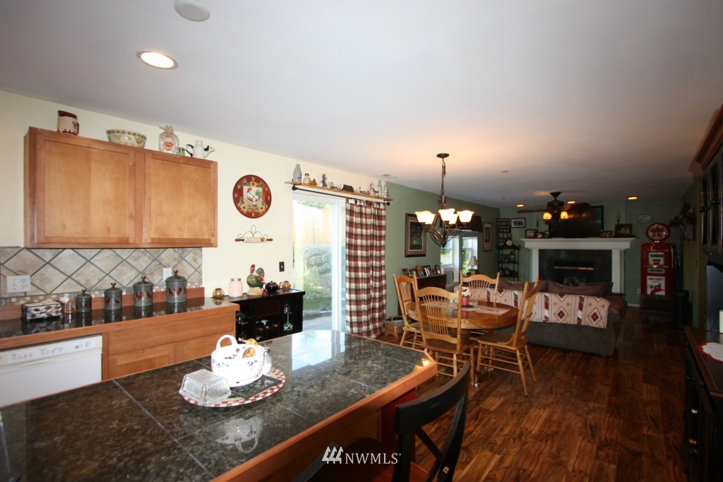 3170 Brown Loop DuPont, WA 98327 - Photo 10 of 16