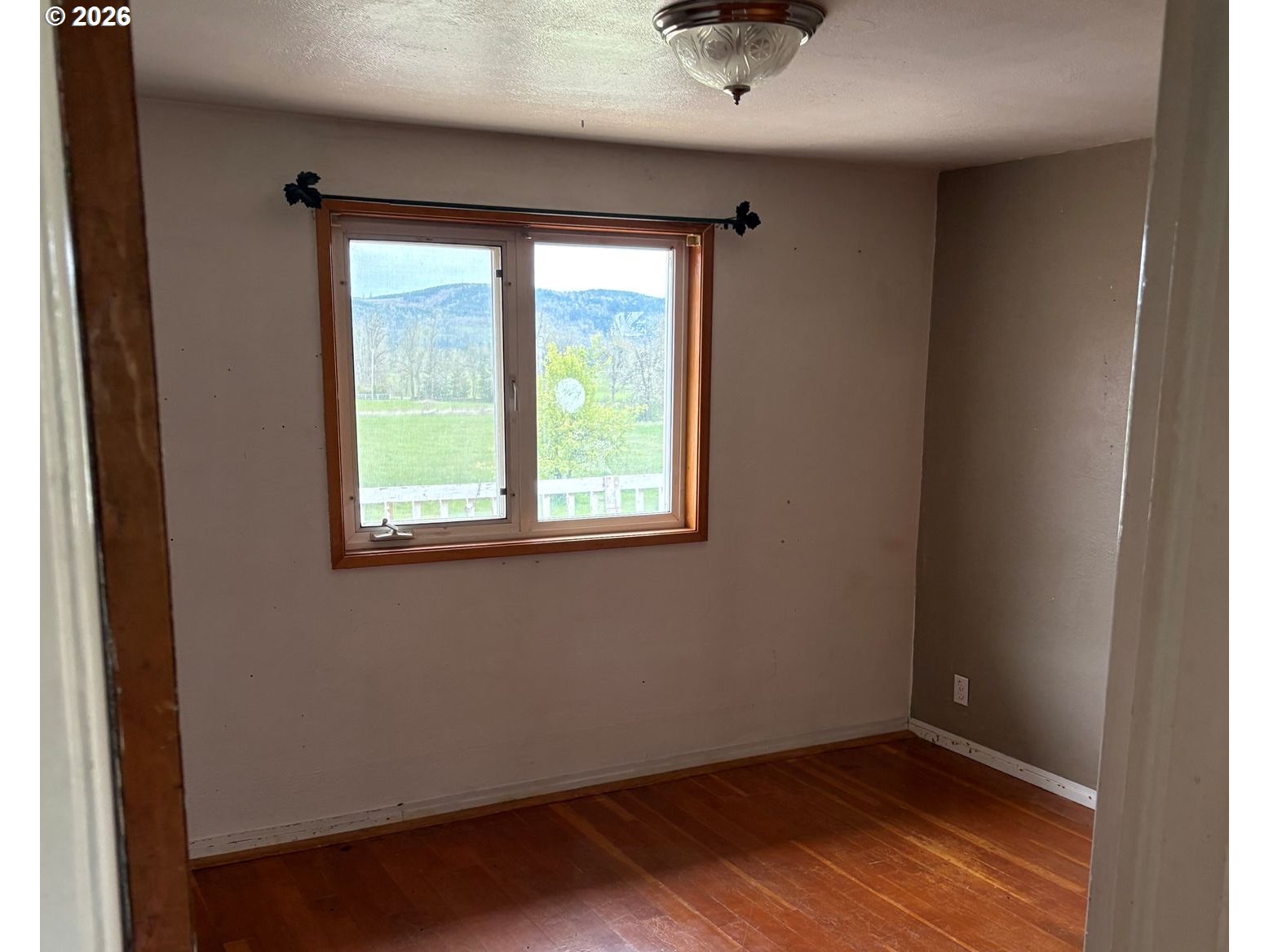 36845 Immigrant Road Pleasant Hill, OR 97455 - Photo 8 of 9 Gallery Image 8