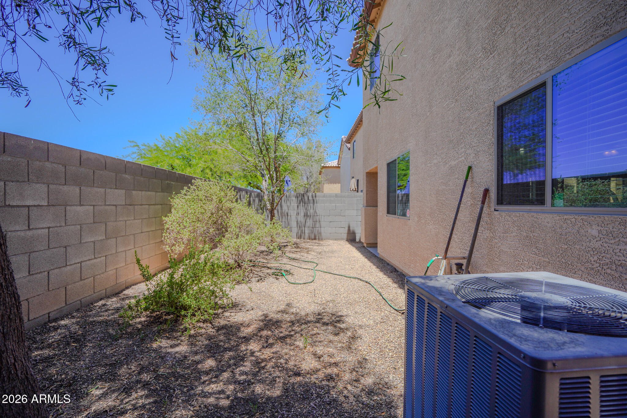 10225 West Camelback Road, Unit 28 Phoenix, AZ 85037 - Photo 27 of 29 DSC00486