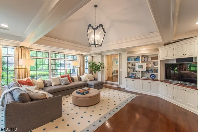 $3,200,000 | 412 Ridgewood Avenue, Glen Ridge, NJ 07028