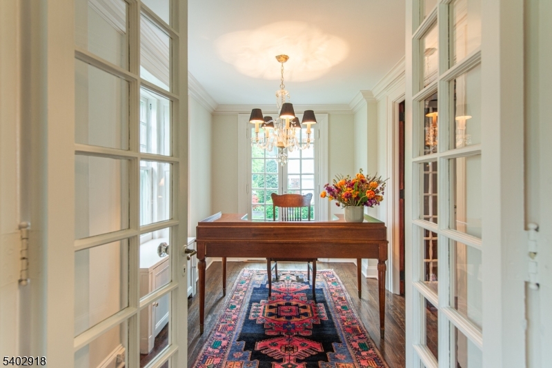 412 Ridgewood Avenue Glen Ridge, NJ 07028 - Photo 14 of 48