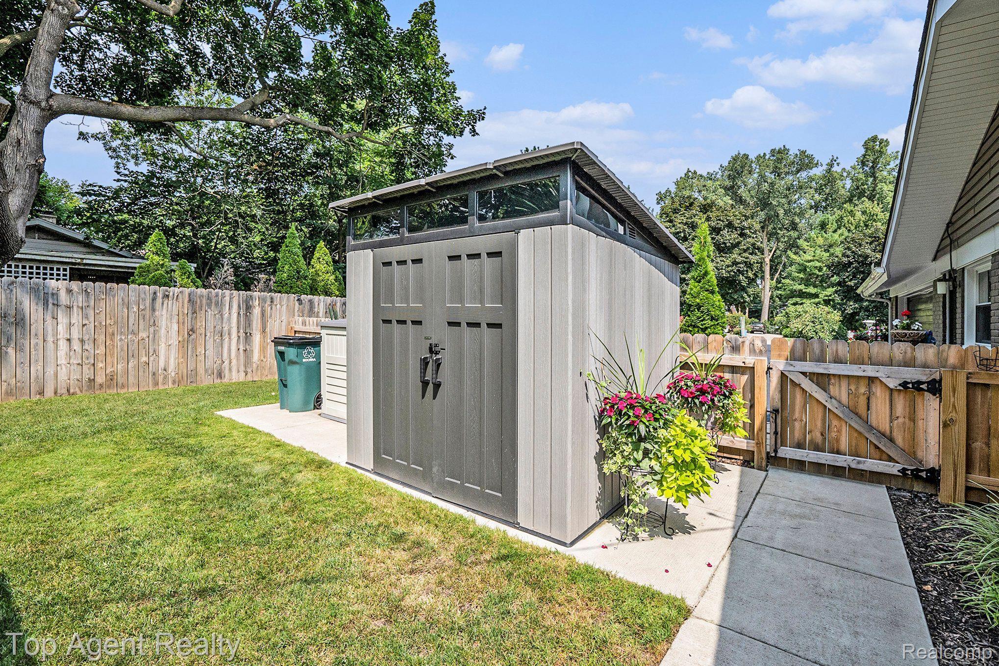 3441 Wendover Road Troy, MI 48084 - Photo 34 of 40 Gallery Image 34