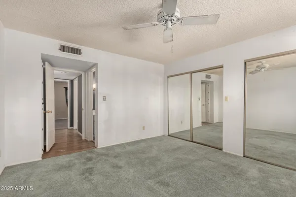 $400,000 | 3825 West Royal Palm Road, Phoenix, AZ 85051