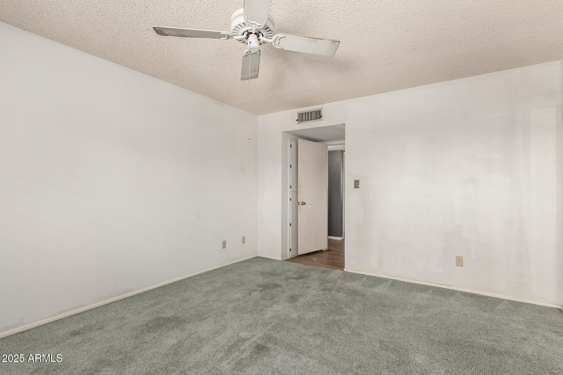 3825 West Royal Palm Road Phoenix, AZ 85051 - Photo 16 of 29 16 - Royal Palm