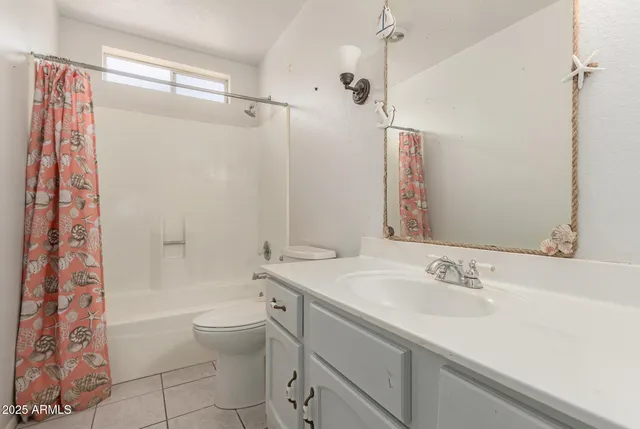 $400,000 | 3825 West Royal Palm Road, Phoenix, AZ 85051