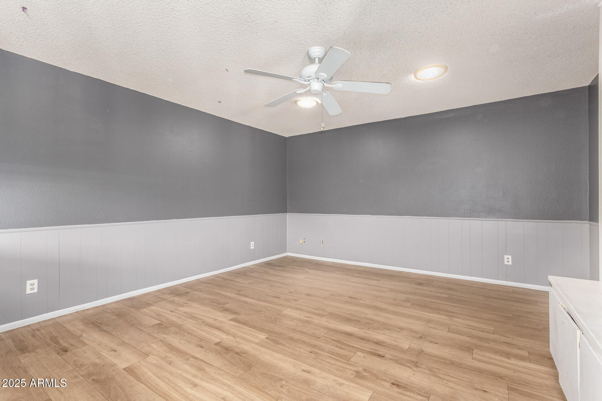 3825 West Royal Palm Road Phoenix, AZ 85051 - Photo 9 of 29 09 - Royal Palm