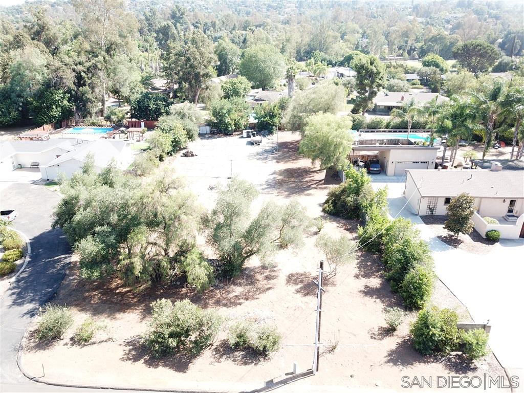 16548 Espola Road, Unit 2753410100 Poway, CA 92064 - Photo 2 of 9