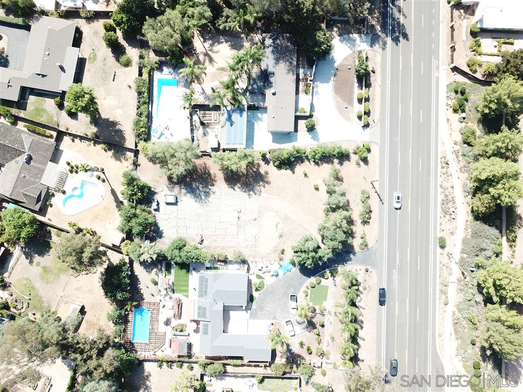 16548 Espola Road, Unit 2753410100 Poway, CA 92064 - Photo 3 of 9