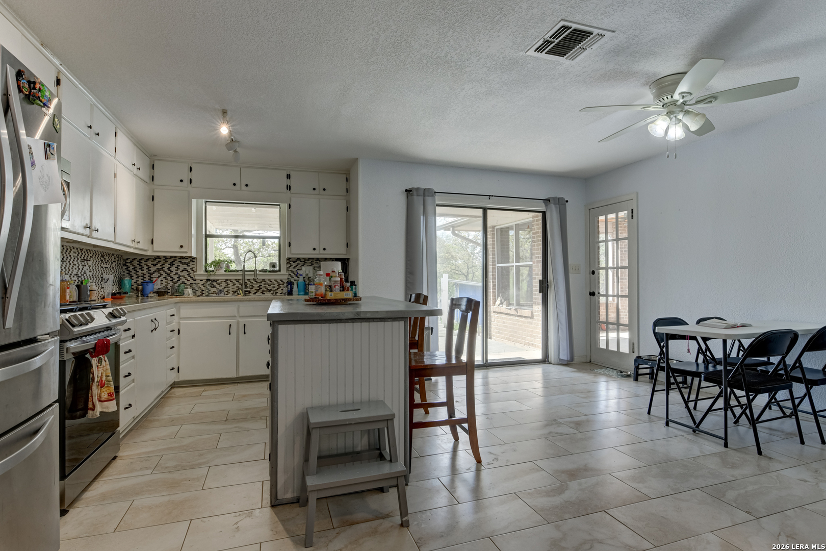 135 Pullman Road La Vernia, TX 78121 - Photo 10 of 51