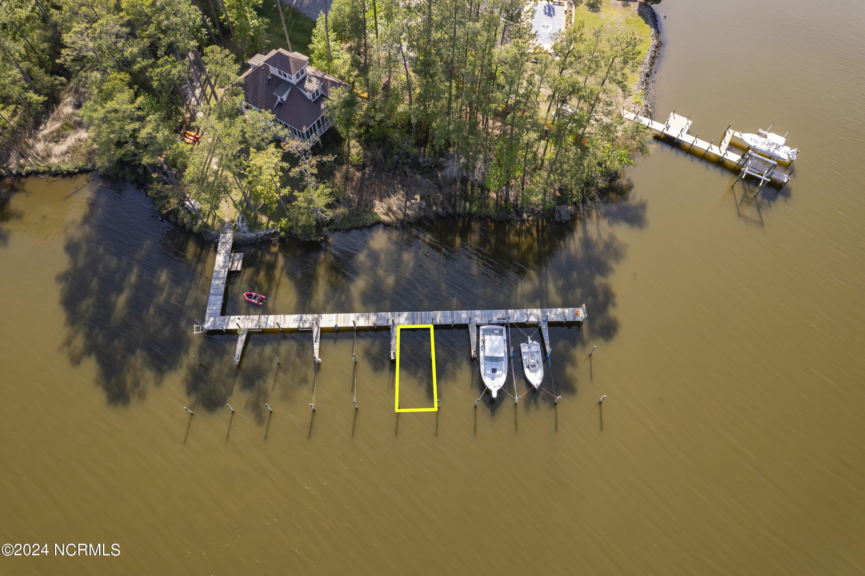 109 Spinnaker Point Road North Oriental, NC 28571 - Photo 4 of 18 Will Accommodate Up to 30' Boat