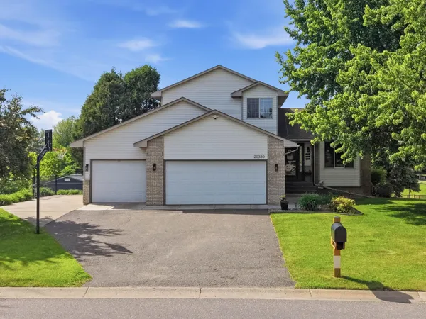 $525,000 | 20330 Goldeneye Way, Rogers, MN 55374