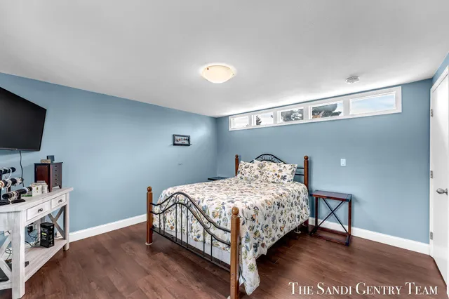 $479,900 | 17083 Spahr Street, Spring Lake, MI 49456