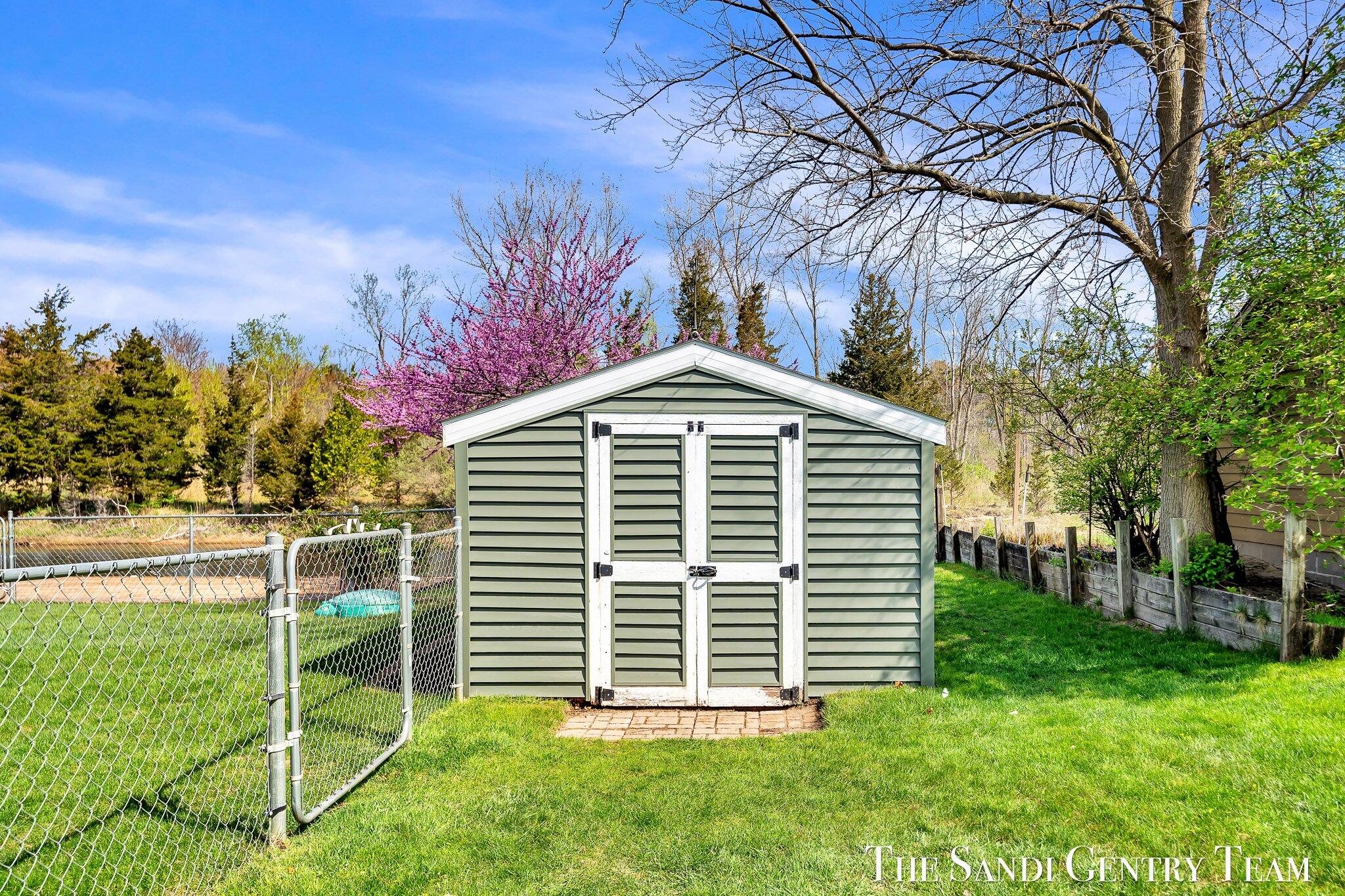 17083 Spahr Street Spring Lake, MI 49456 - Photo 40 of 49 44-AIV00290