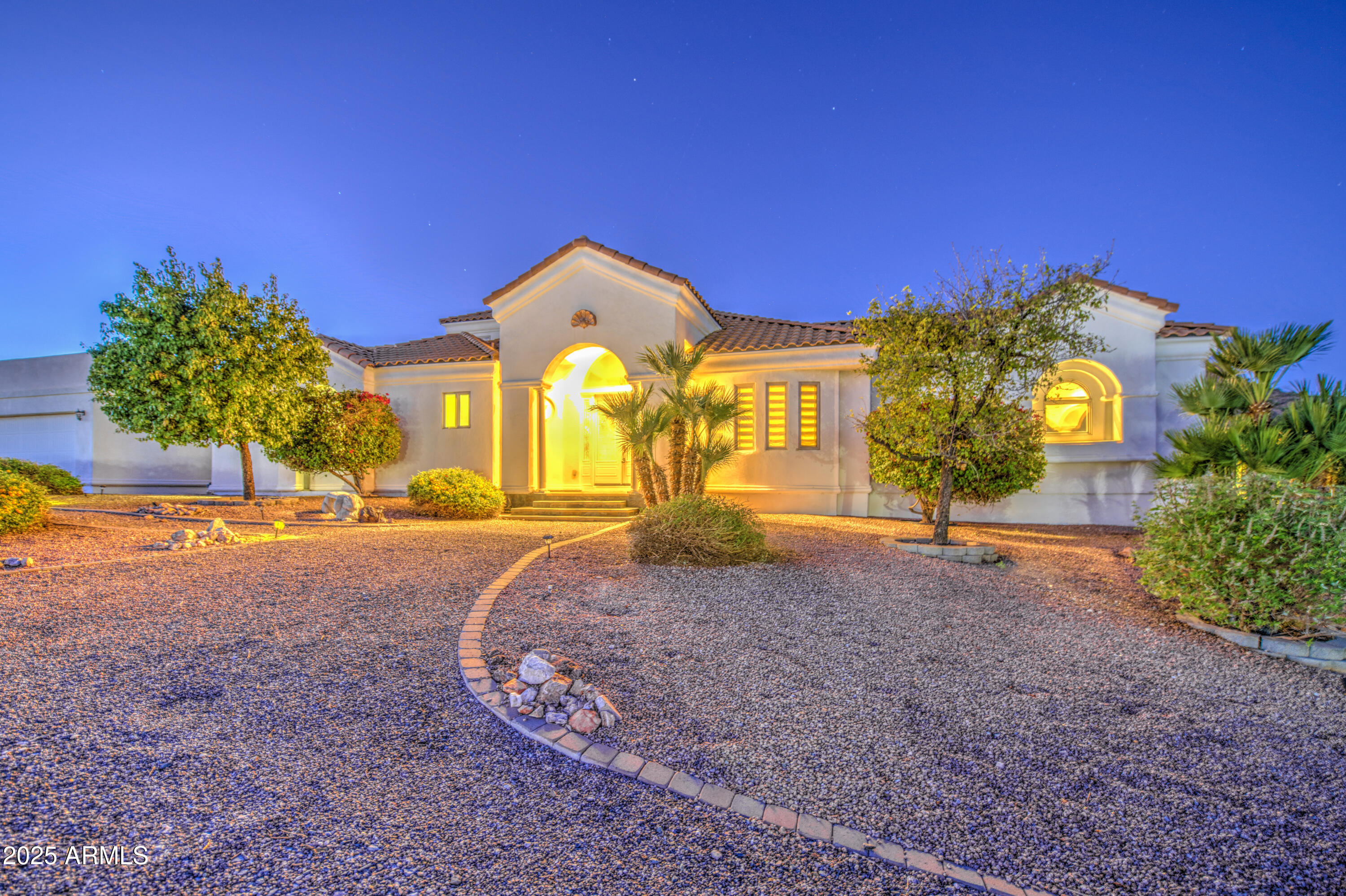 5238 North Explorer Road Apache Junction, AZ 85119 - Photo 103 of 109 a view of a house with backyard and garden