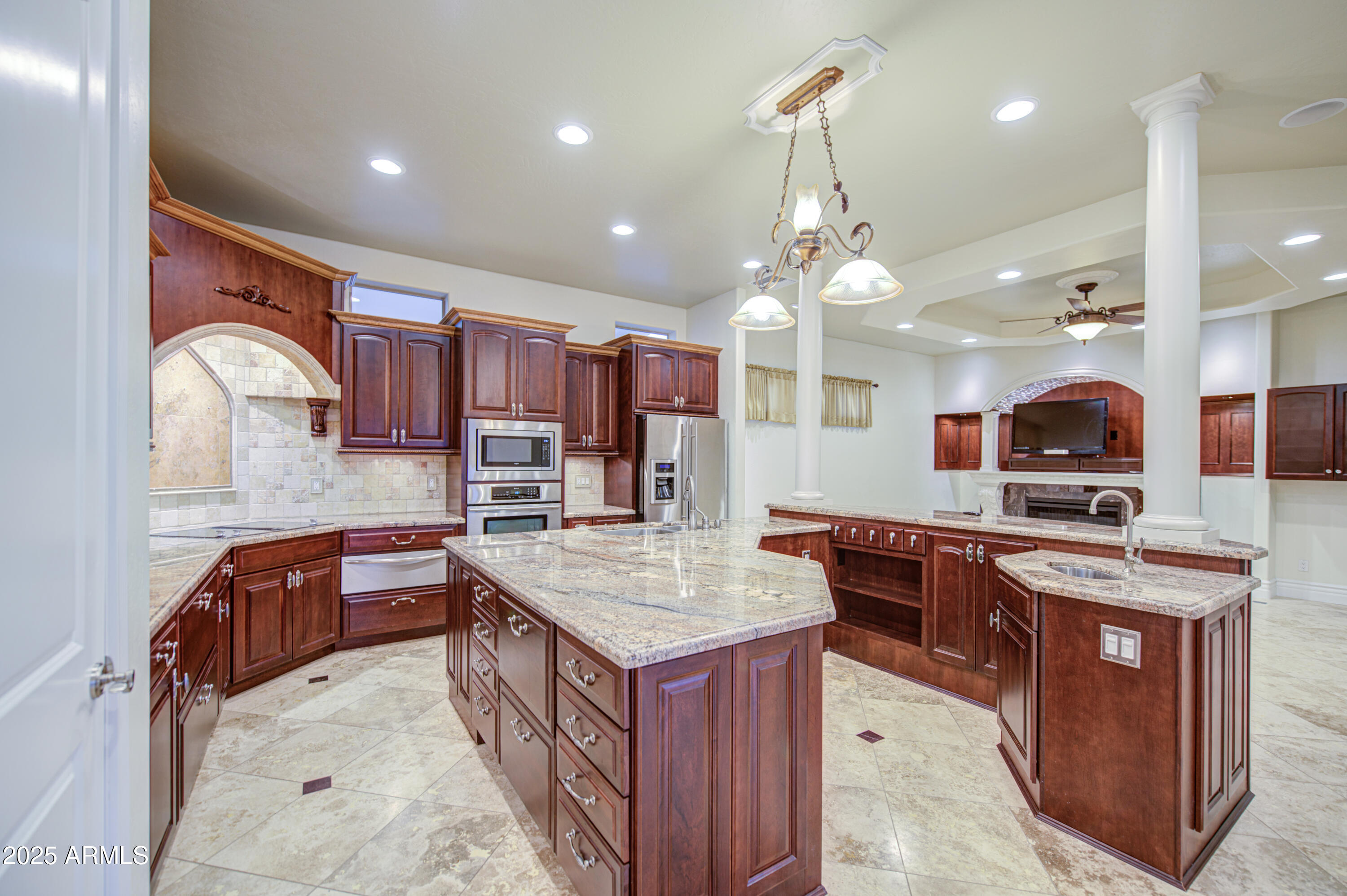 5238 North Explorer Road Apache Junction, AZ 85119 - Photo 23 of 109 Kitchen 3