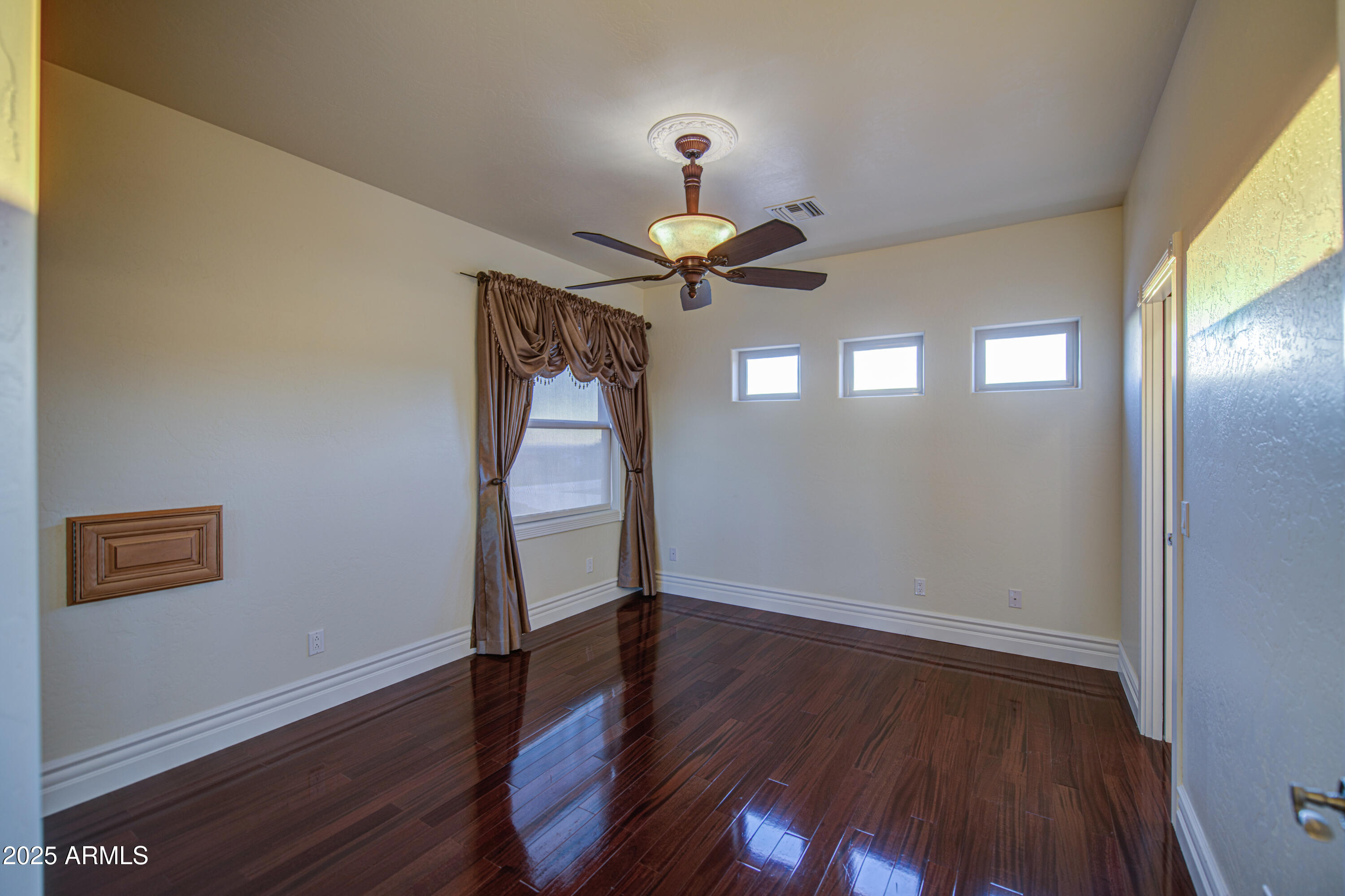 5238 North Explorer Road Apache Junction, AZ 85119 - Photo 52 of 109 Bedroom 3-pic 1