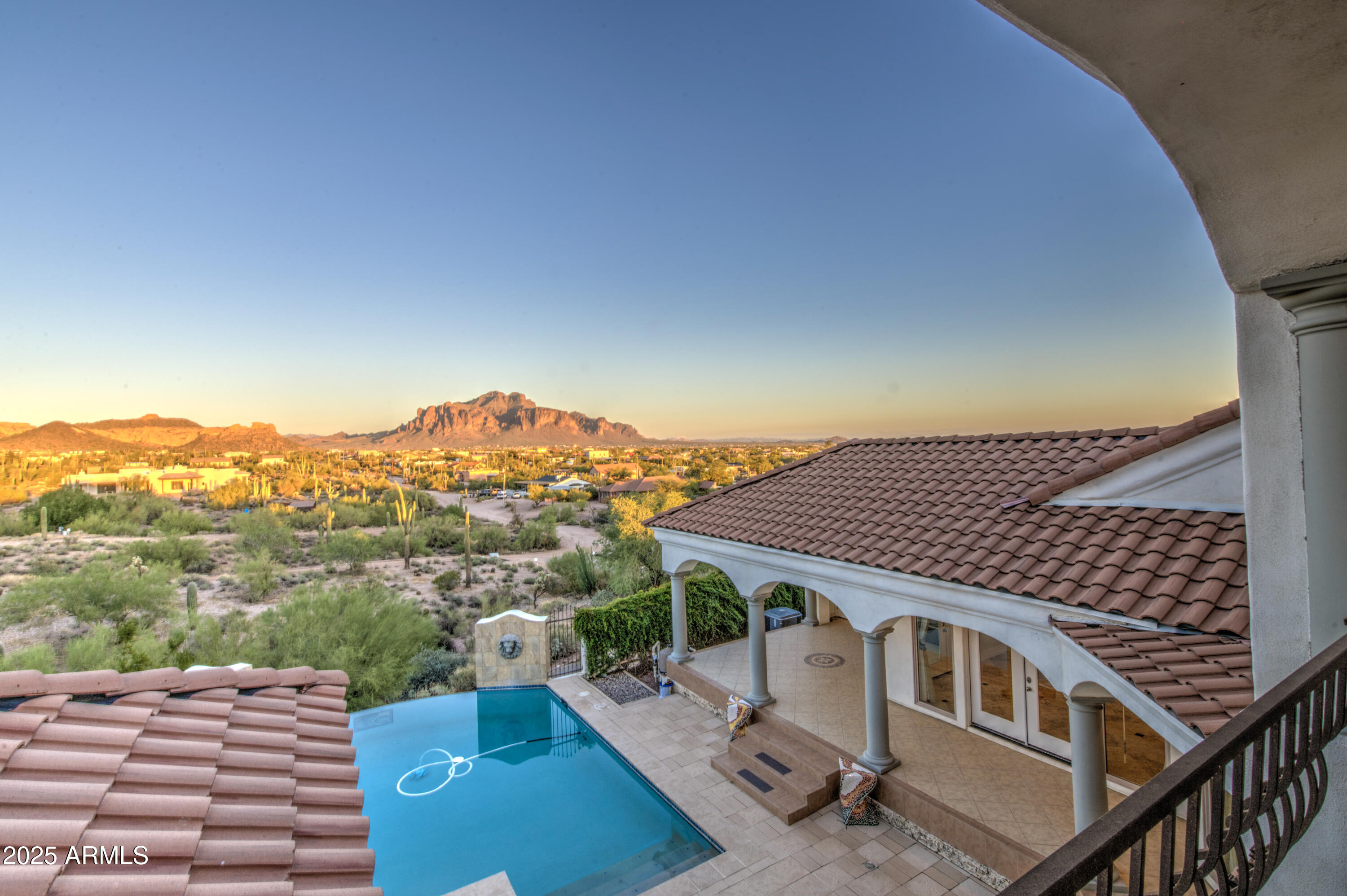 5238 North Explorer Road Apache Junction, AZ 85119 - Photo 66 of 109 a front view of a house with a yard