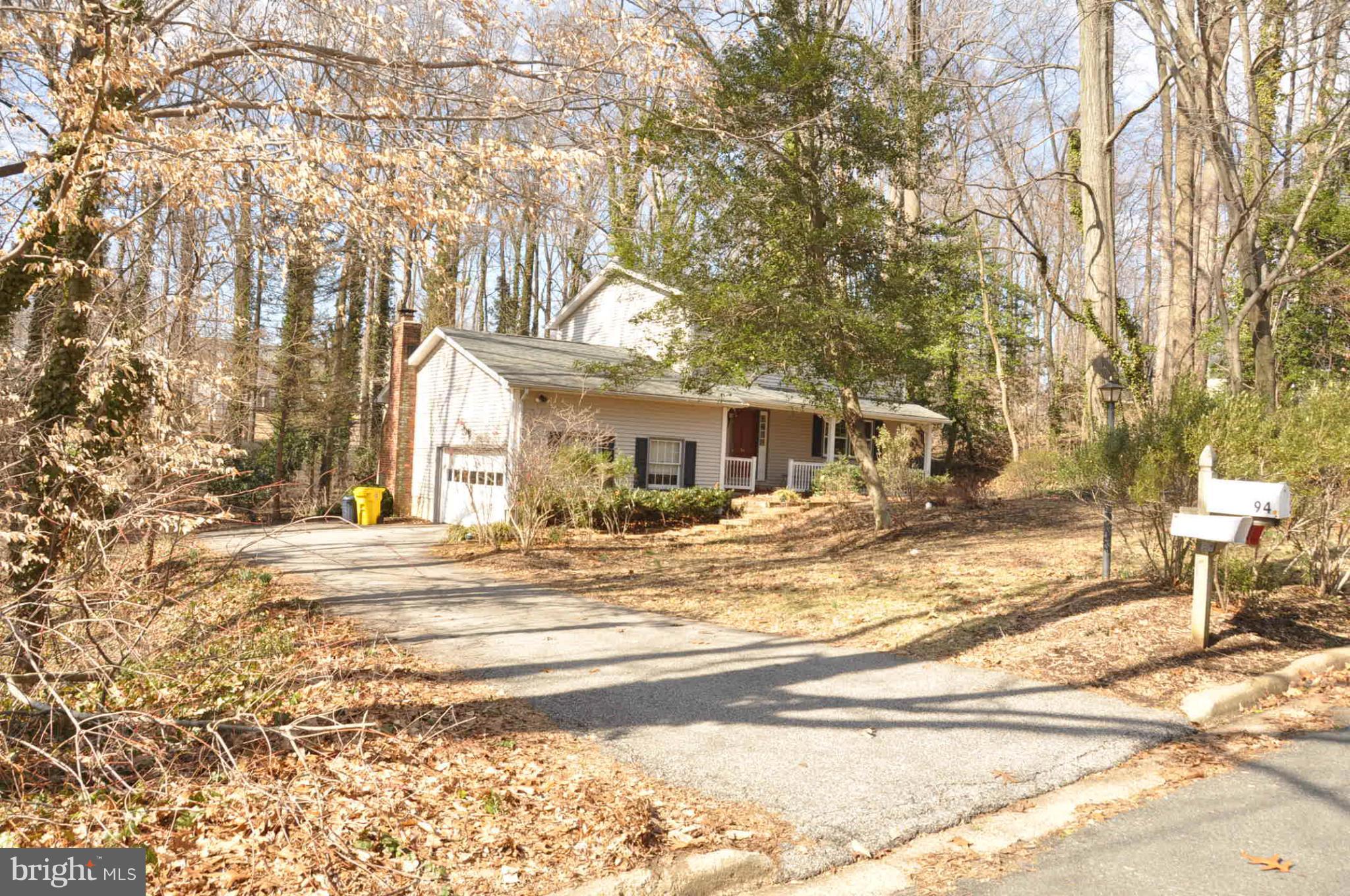 94 Chautaugua Road Arnold, MD 21012 - Photo 2 of 16 Exterior (General)